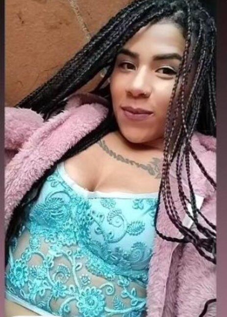 Lovely_v_