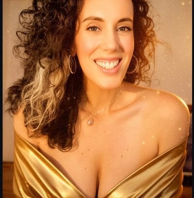 BonfireBonnie on StripChat