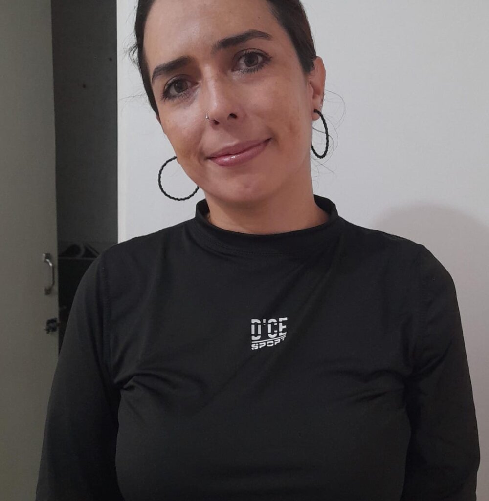 sexcams-joy.com rousemonroe livesex profile in spanish cams