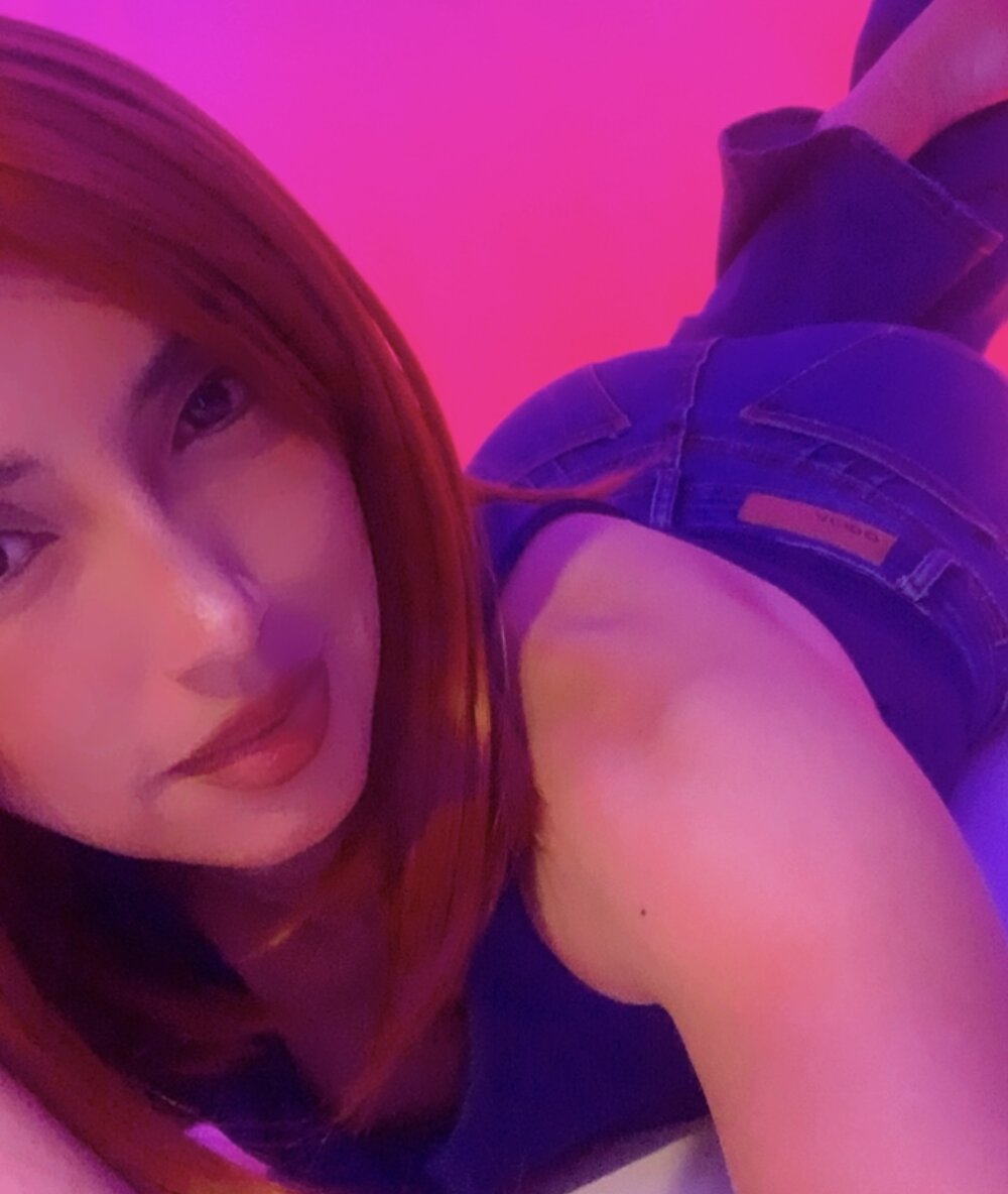 stripchat belladonna_lips webcam profile pic via myliveeroticcams.com