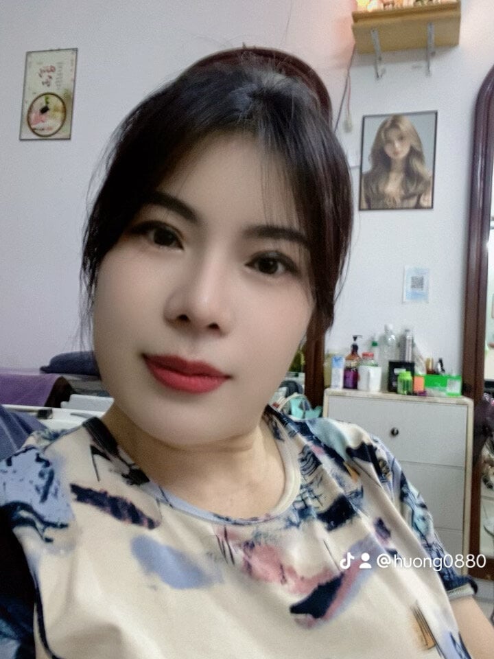 sleekcams.com charleyspa livesex profile in bisexual cams