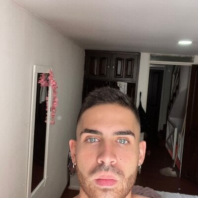 Hardin_Grey - Stripchat Boy 