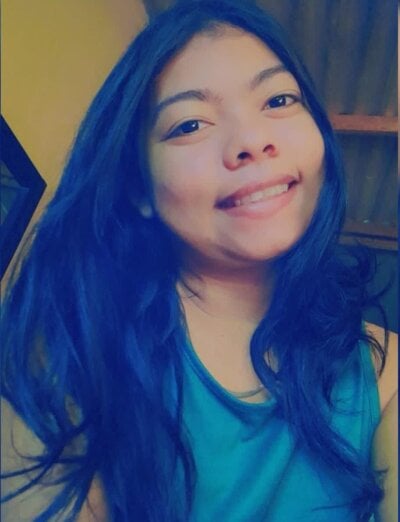 Strella_hot14