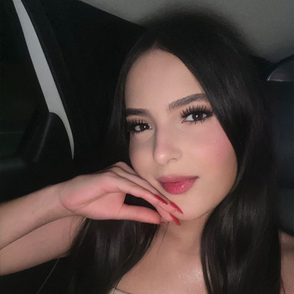Mariam_petite18 profile