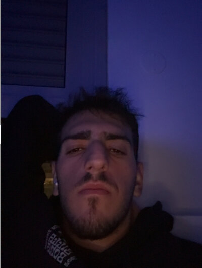 Tommy_horny20 Live Cam and Statistics on UnifiedCams