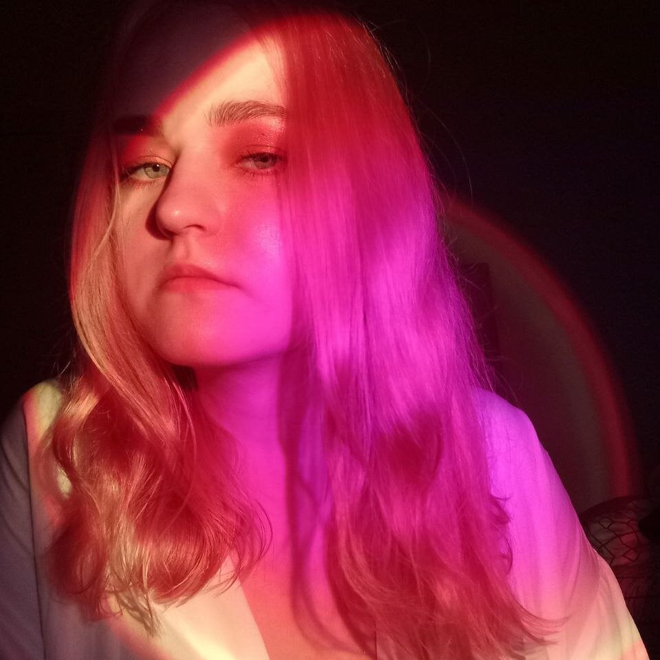 CynthiaGilbert's Offline Chat Room
