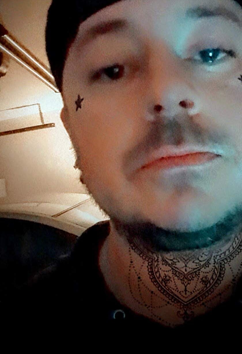 Live sex webcam photo for Tyrish361 #289621625