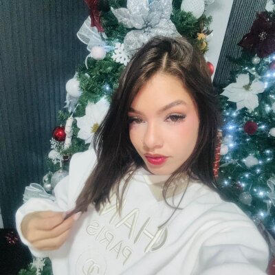 Candy_bhraun Live Cam on StripChat and RICams