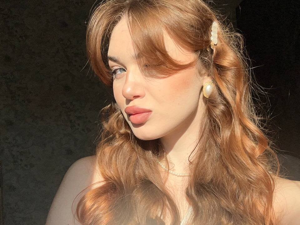 FalineAspell live cam model at StripChat