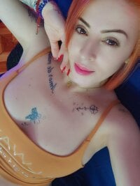 carolineblich Webcam Model Profile