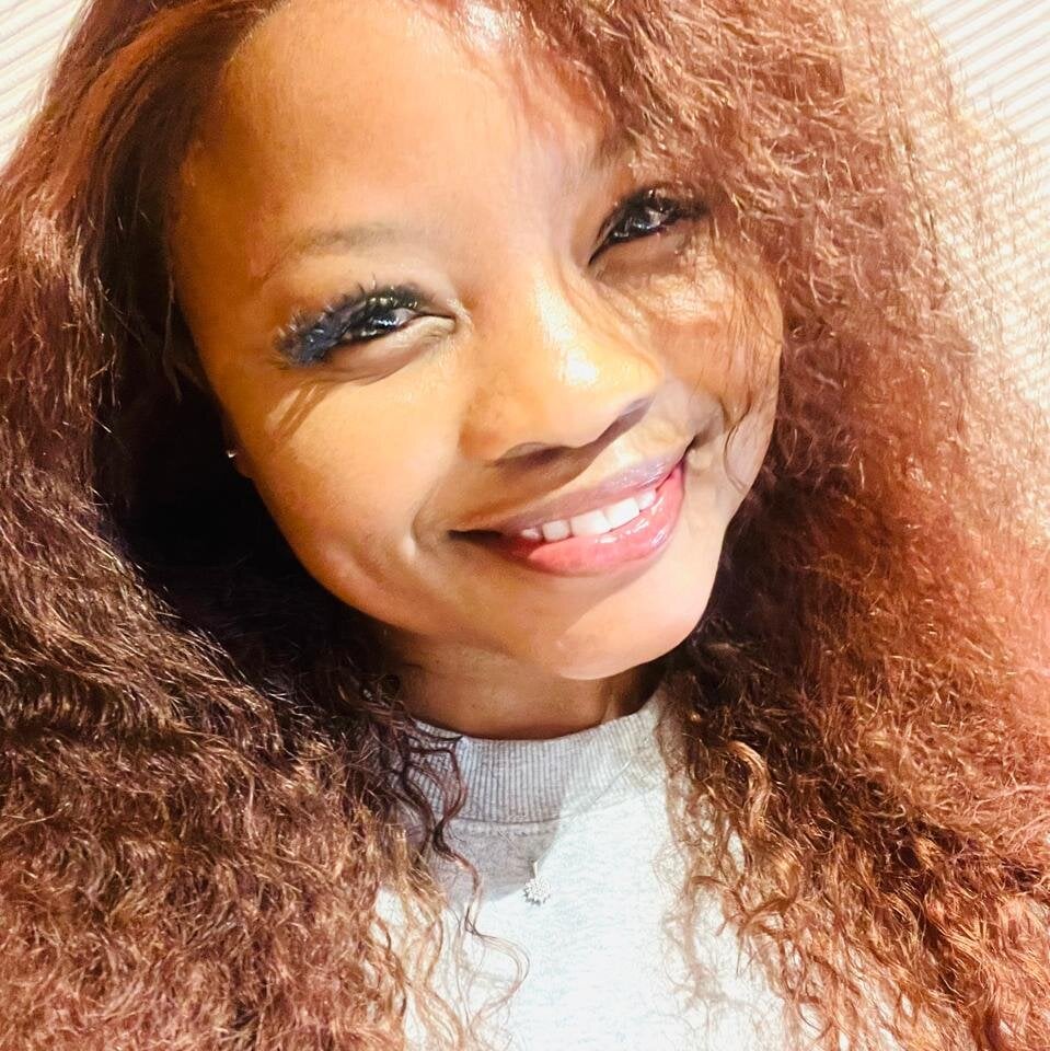 stripchat honeyxpot webcam profile pic via cam-performer.com