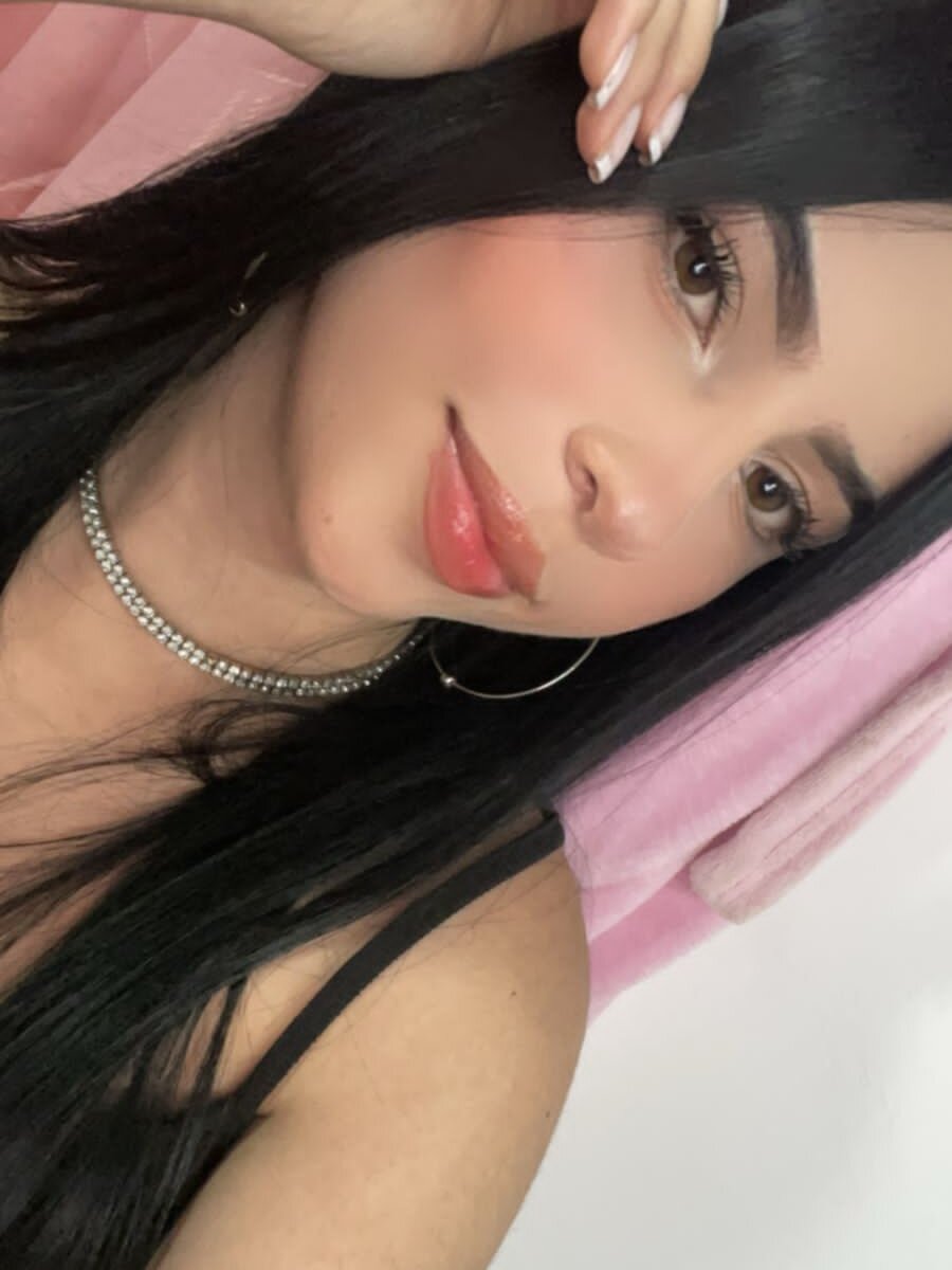 bestlivesexchat.com alanacollins- livesex profile in usa-around-the-world cams