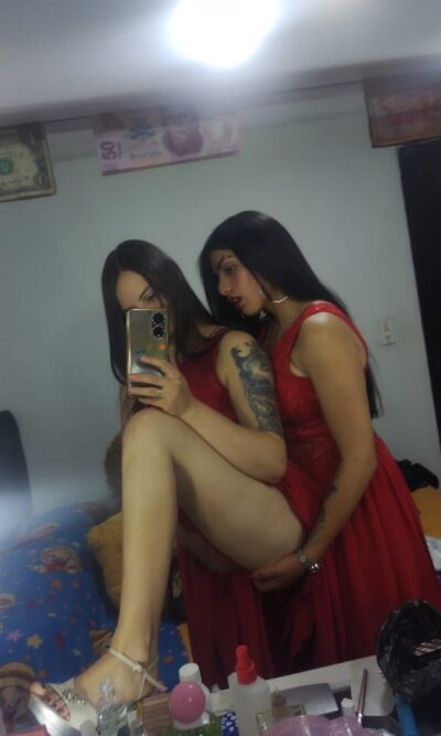 nickyandcloex69 ⛺ nude webcam chat