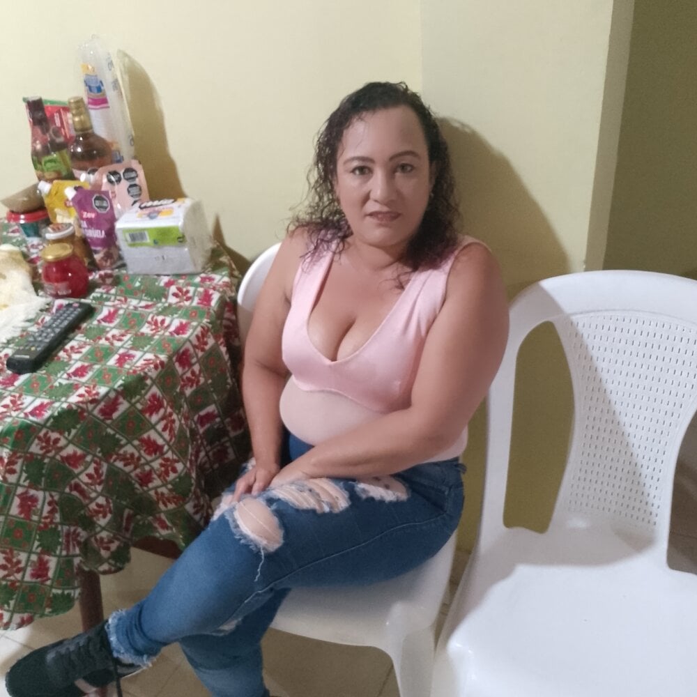 karolove2424 profile