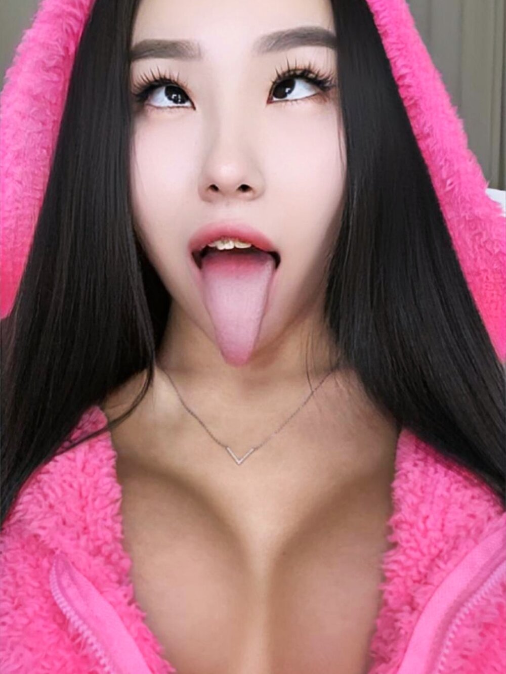 saranmia profile