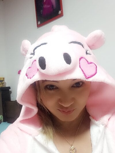 mia_hotx69