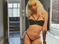 Brooke_Bancroft's Offline Chat Room