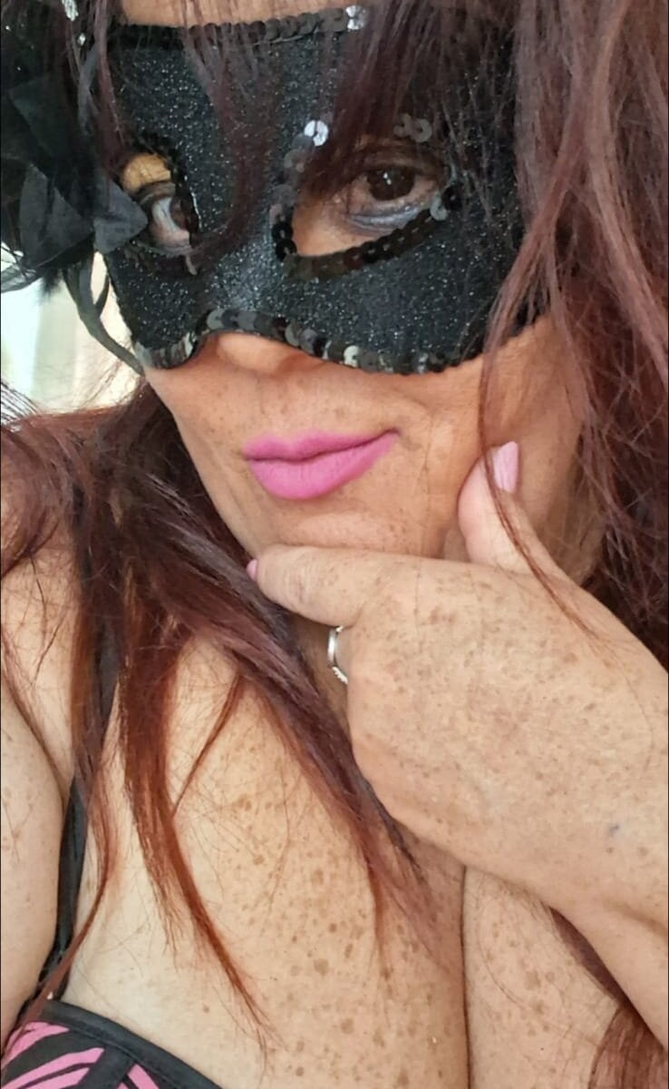 cieloo26 Offline XXX-Chat