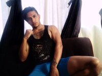 horny_breiden Ruang Obrolan Offline