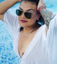 martina_vega_ offline chatrum