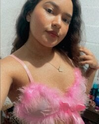 Mia_pretty19 Webcam Model Profile