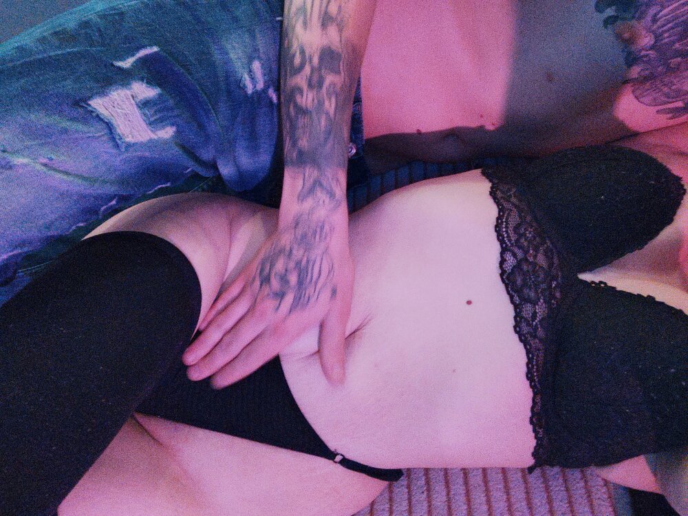 Vitamin_B 👱 online naked cam