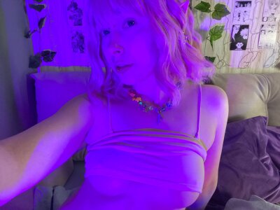 EmmyAmbros 🌕 webcam