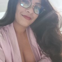 raluca225's Offline Chat Room