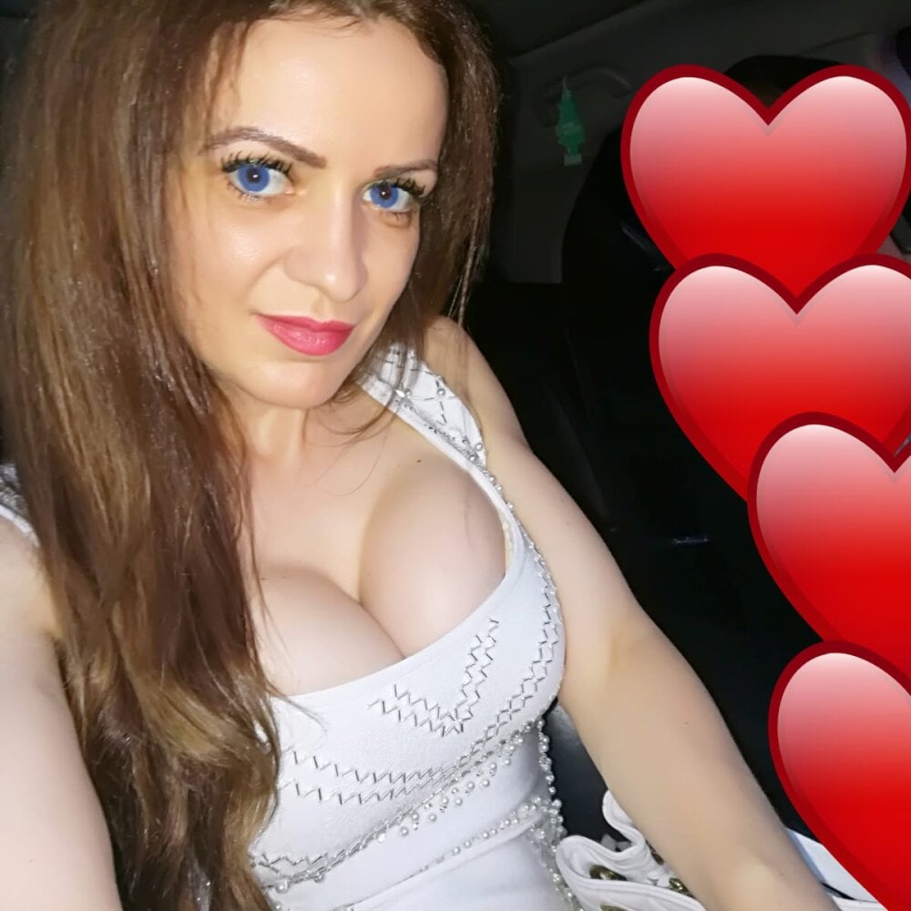 Live sex webcam photo for eva_ragazzadolce #289971446