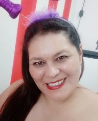 Gabrielatony's Offline Chat Room
