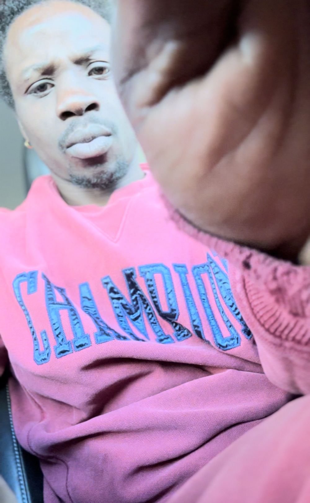 unstoppable_z's Offline XXX Chat