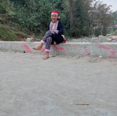 PhamMiu Female Young Online Webcam Strip