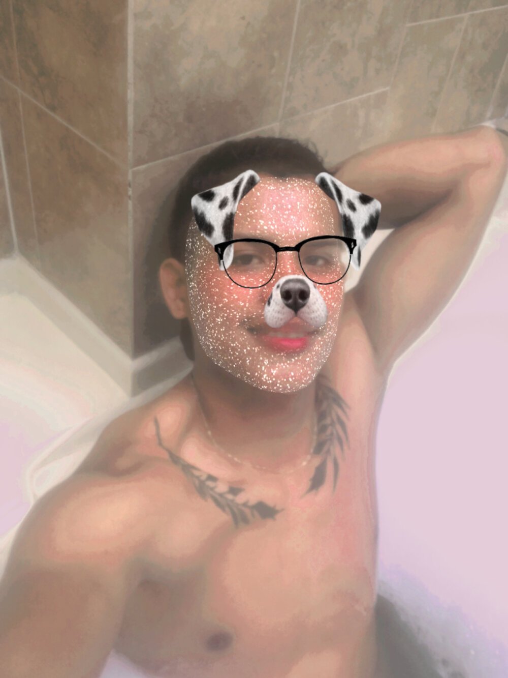 Gucii69's Offline XXX Chat