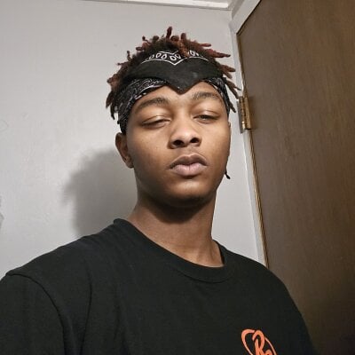 yungwhix Avatar