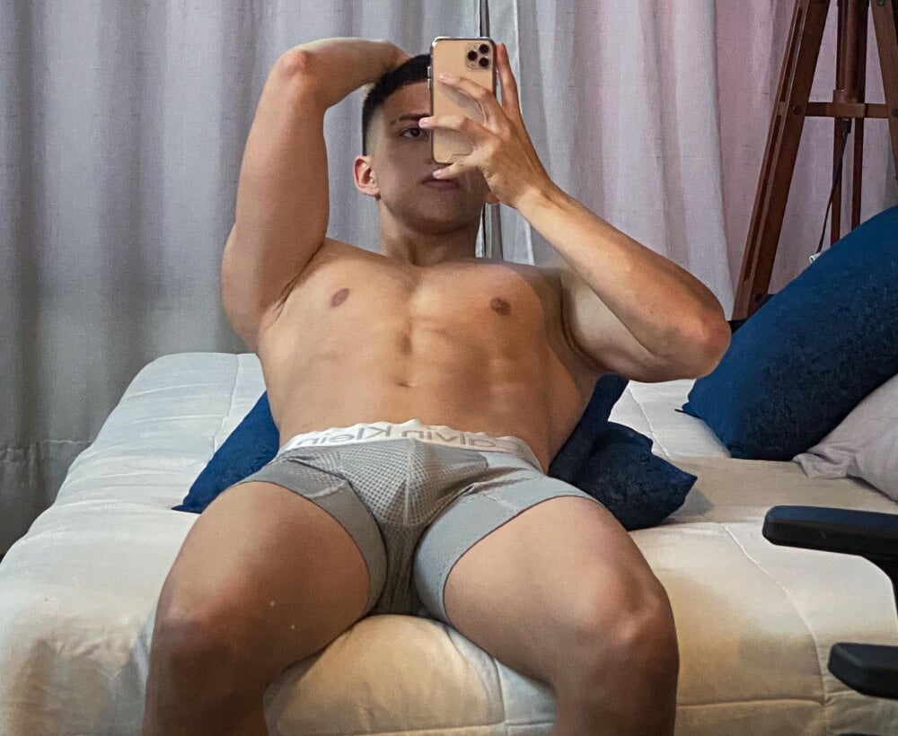 Salvatore_romano1 profile