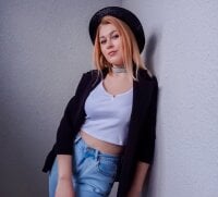 FantasyMila's Offline Chat Room