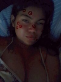Carol_Zarate's Offline XXX Chat