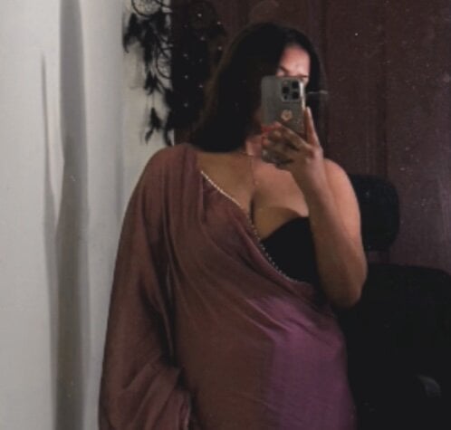 Real-Rose's Live XXX Chat