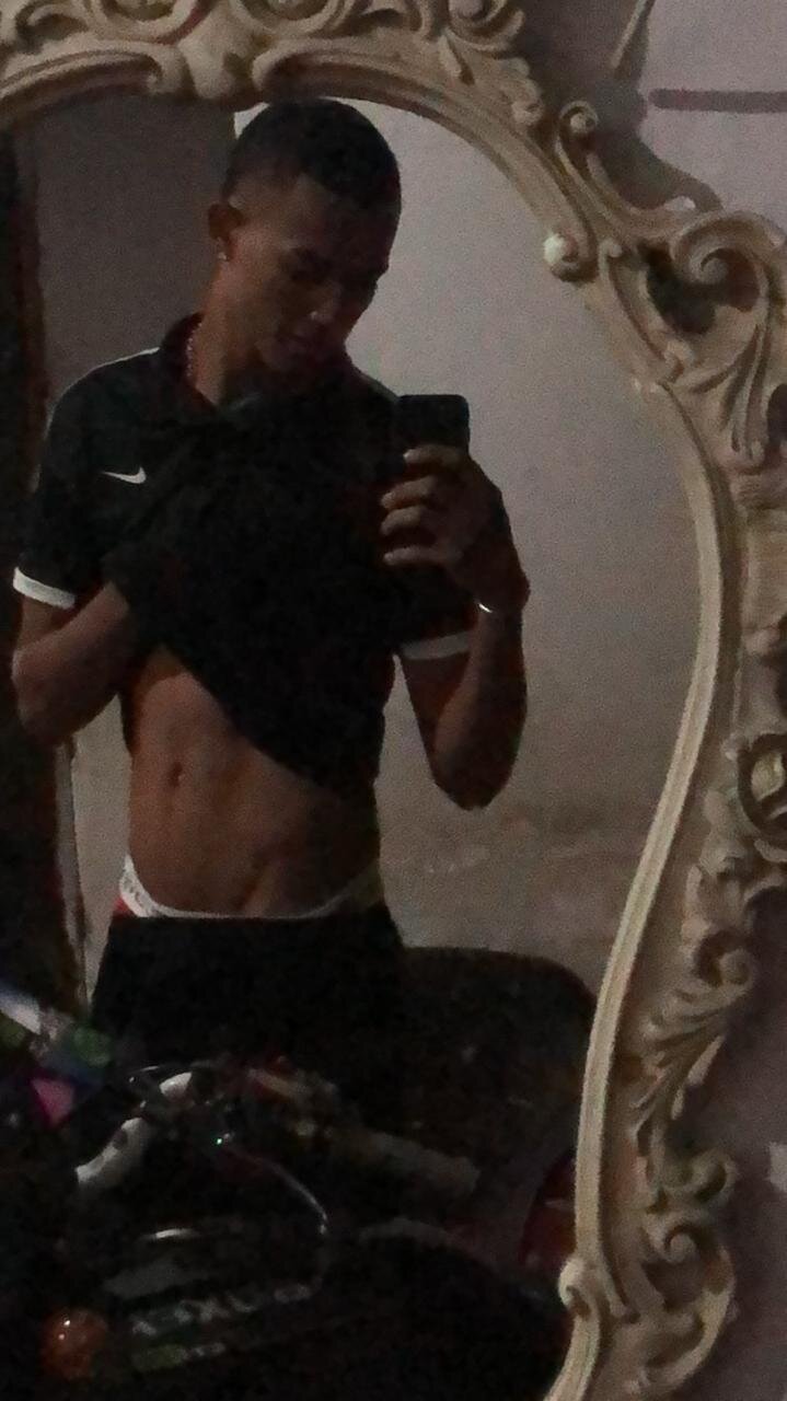 tony_bigcockk