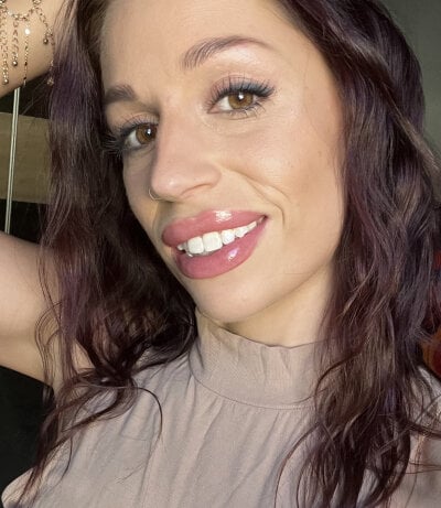 _Ella_Jones