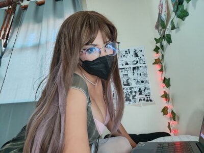 DarkyBlushy