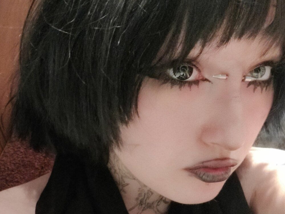 watchgirlcam.com moonriddlle livesex profile in nicas-universe cams