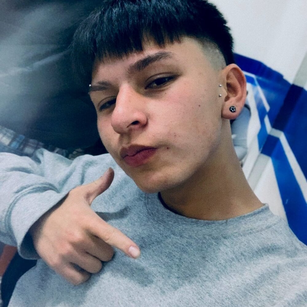 Офлайн-чат XXX Alexander_Collinss