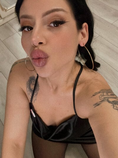 Evelyn_San