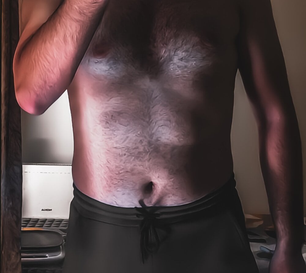 hairy_hunk96