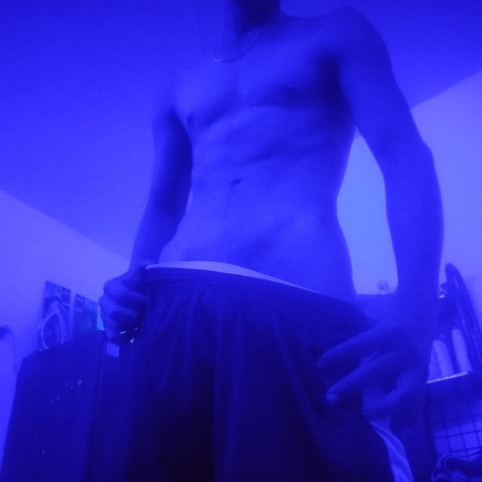 Giordystrong's Sex Photo Gallery with Nude Pics | Stripchat