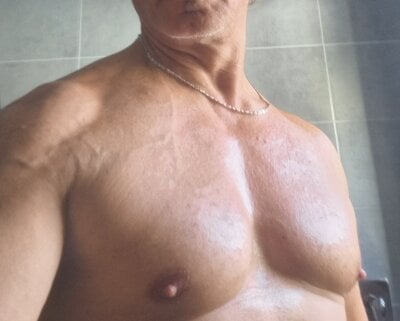 Giorgio481510 - Stripchat Cam2cam Masturbation Smallaudience Boy 