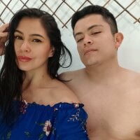 angelydemonio2012's Offline Chat Room