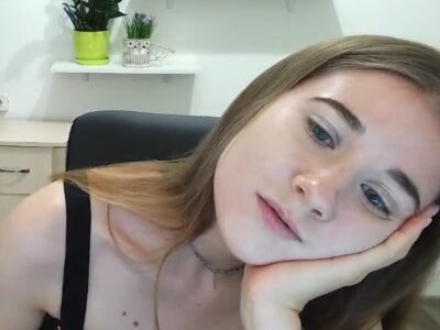 LeeXo - Stripchat Teen Cam2cam Young Girl 