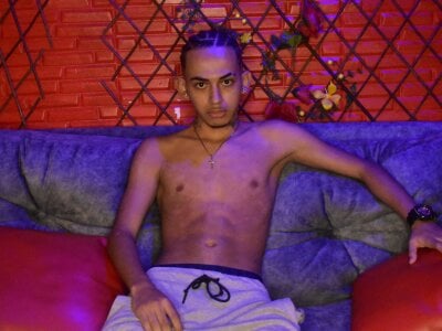 LuicarloGomez - Stripchat Boy 